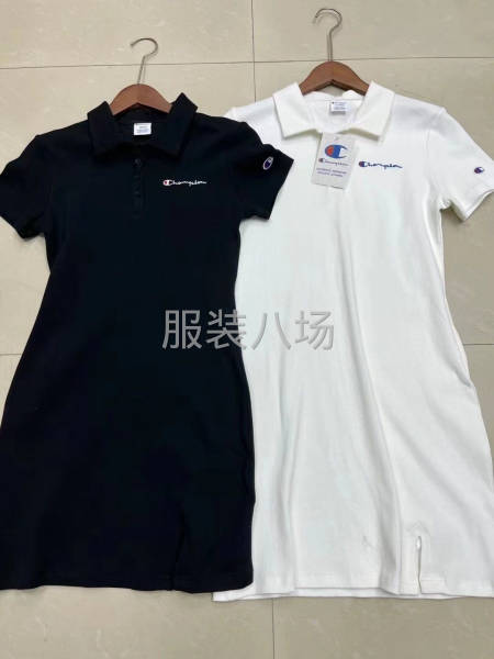女装 潮牌冠军连衣裙-第2张图片