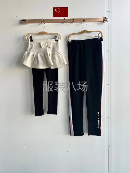 批发童装春秋款2600件-第5张图片