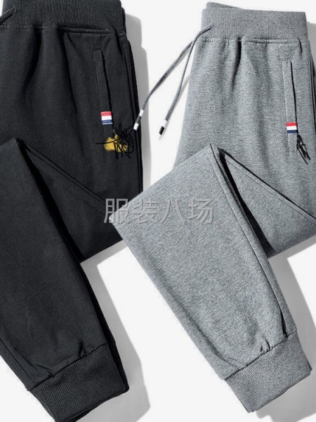 加工厂找货源充足的老板， 主做裤子，卫衣！-第3张图片
