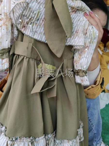 承重服装加工-第1张图片