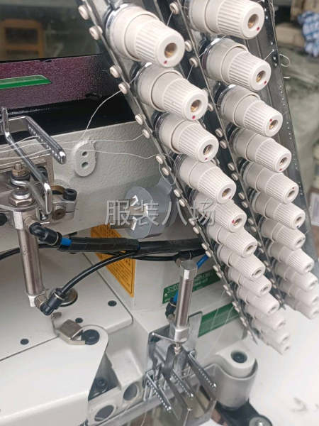 九成新自动剪线多针车12针-第1张图片