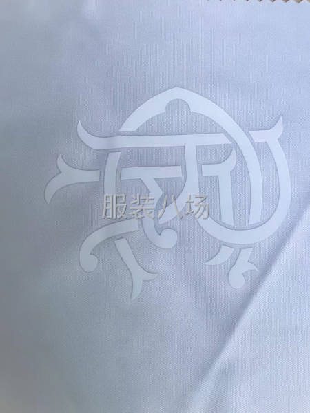 服装热转印烫标-第4张图片