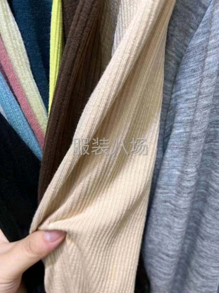 批发针织衫2000件-第7张图片