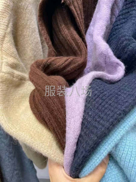 批发针织衫2000件-第8张图片