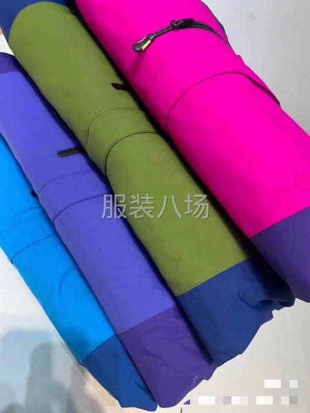品牌沖鋒衣-第6張圖片