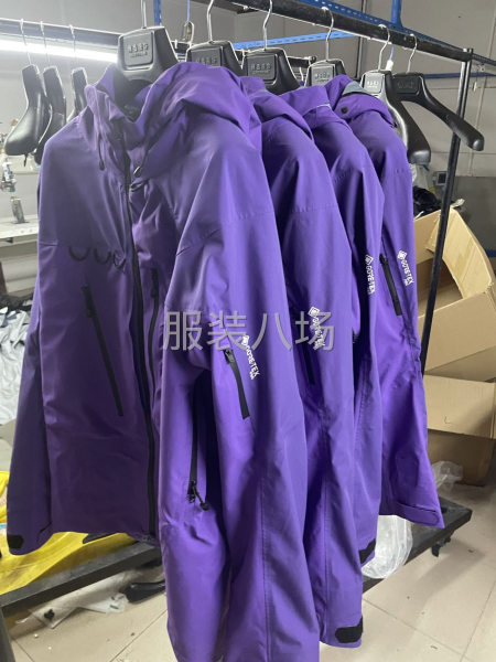 高端无缝压胶过胶冲锋衣光版冲锋衣-第9张图片