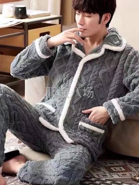 男士睡衣套装-第1张图片
