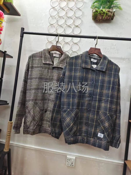 批发外套812件-第2张图片