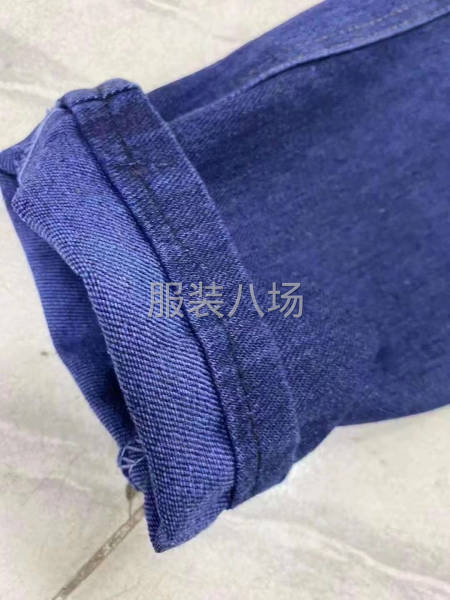 批發(fā)牛仔褲1.6萬(wàn)件-第8張圖片