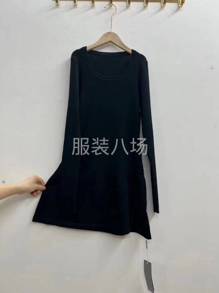批發羊毛連衣裙3888件-第2張圖片