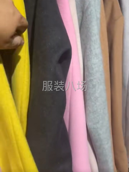 批发羊毛大衣1万件-第3张图片