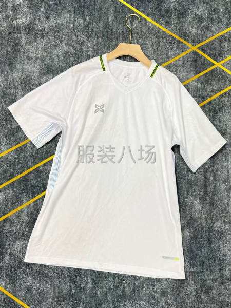 批发速干训练服8200件-第9张图片