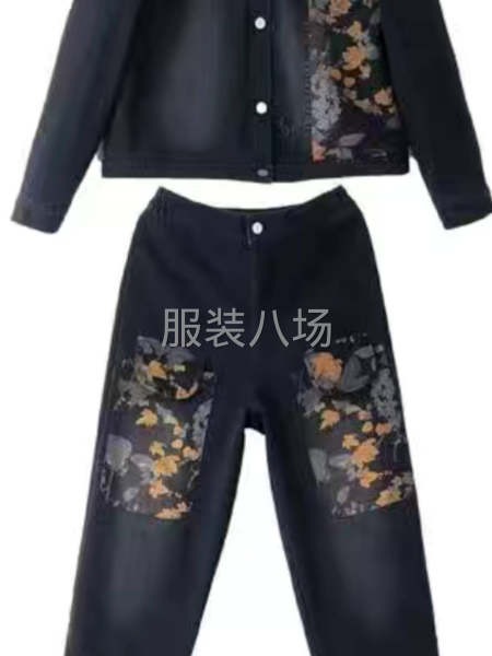 300件女裝/牛仔/運(yùn)動(dòng)服外發(fā)-第2張圖片