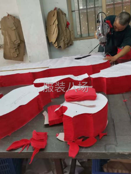 中山环亚制衣厂承接精品四针六线加工生产-第6张图片