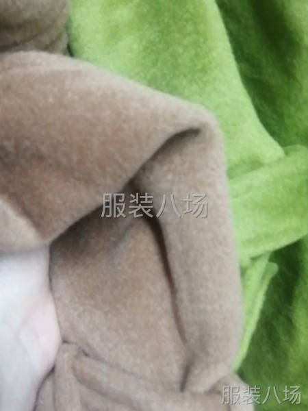 羊绒大衣库存-第1张图片
