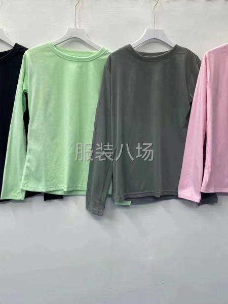 批发长袖纯色T恤1.1万件-第2张图片