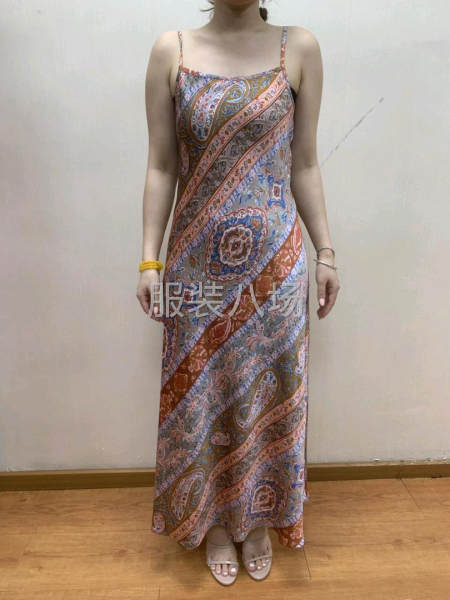 广州400件女装外发