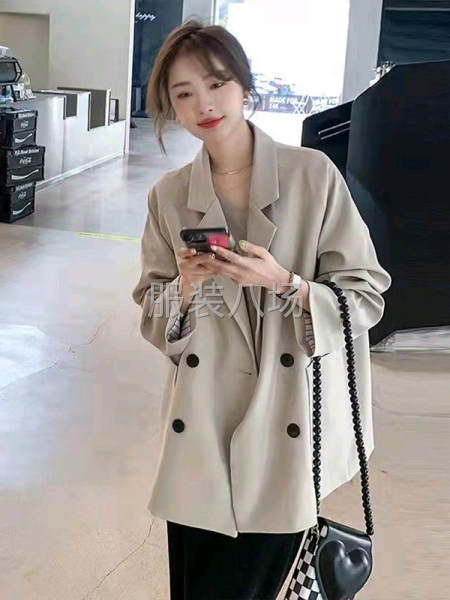 1万件女装/西服西裤外发-第3张图片