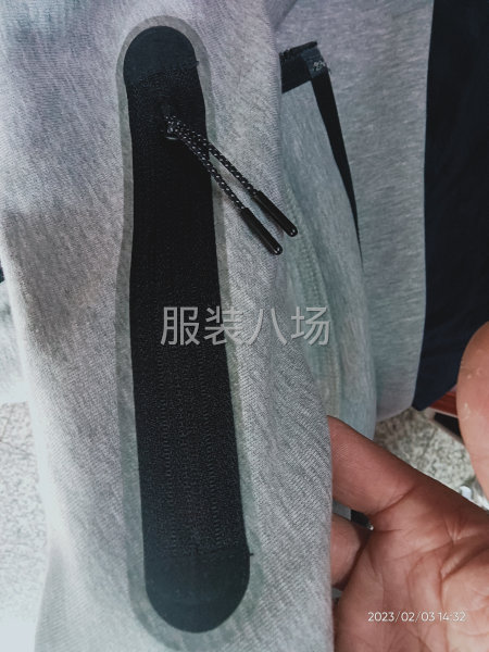 500件女装/男装/印花/绣花/裤子/运动服/女士文胸外-第2张图片