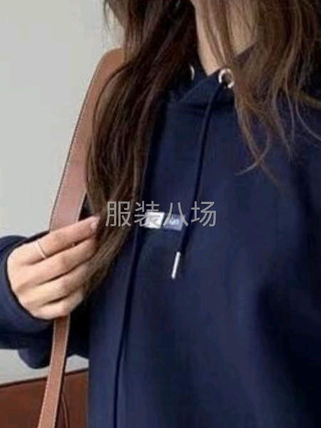 8千件女装外发-第2张图片