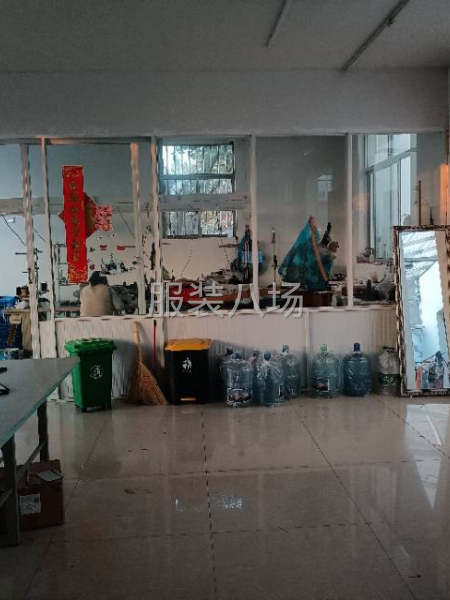 承接服装制板打样，精品单加工。批量加工匀可-第4张图片