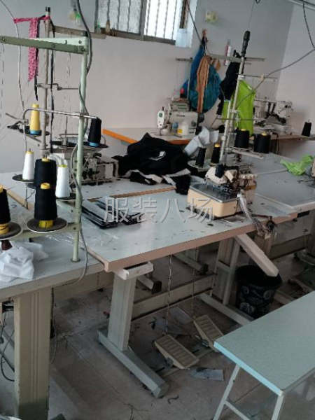承接服装制板打样，精品单加工。批量加工匀可-第1张图片