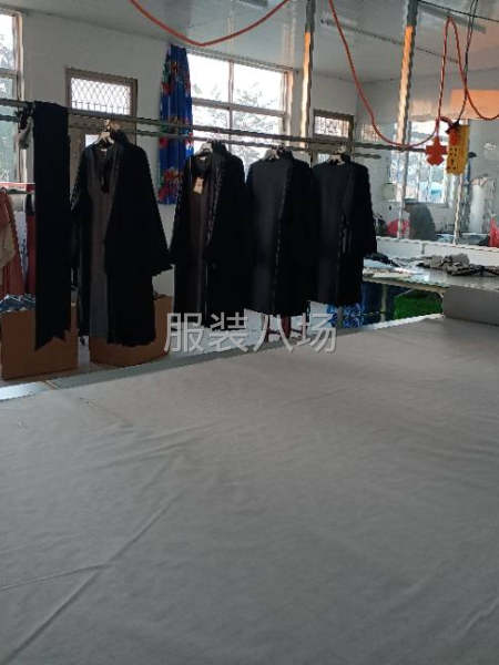 承接服装制板打样，精品单加工。批量加工匀可-第8张图片