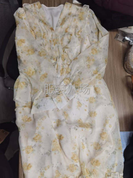 300件女装/连衣裙/衬衫外发-第2张图片