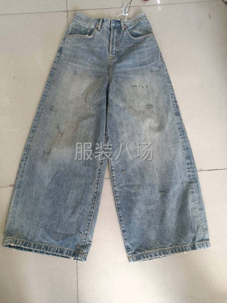 招牛仔整件車位-第1張圖片