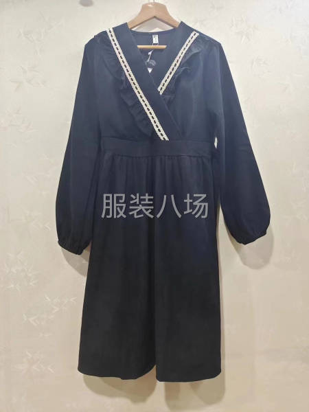 春款小香风连衣裙-第7张图片