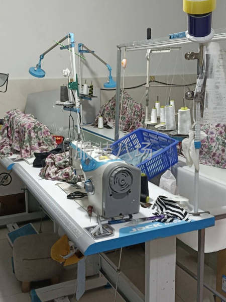 两人接裁片-第1张图片