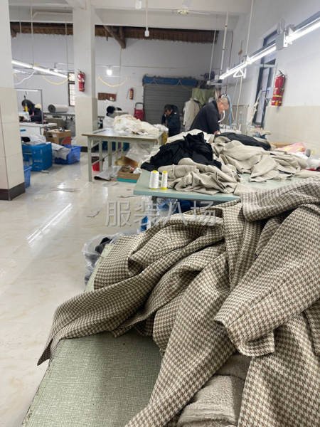 承接高端女装单 质量在半精品偏上 出货快-第2张图片