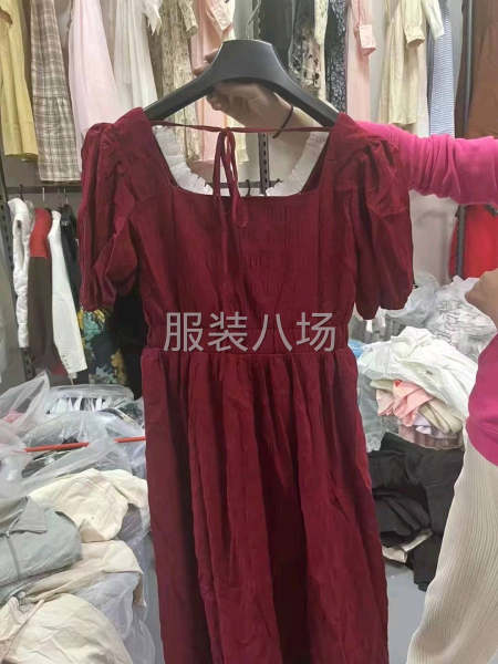 女裝連衣裙100件左右，高貨， 碼數(shù)s  m   l  xl-第3張圖片