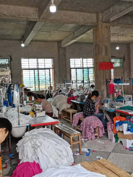专业生产加工男女服装，做工稳定！-第1张图片