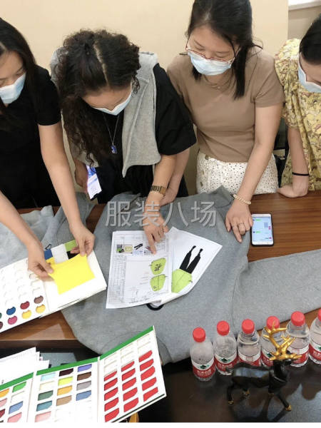 做服装我们是认真的-第4张图片