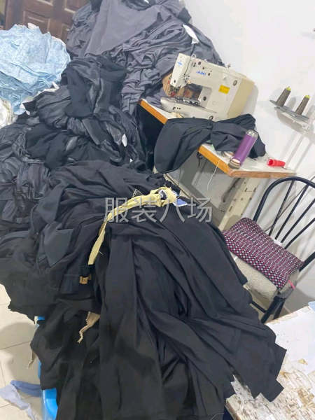 承接精品，半精品服装大货小单加工-第1张图片