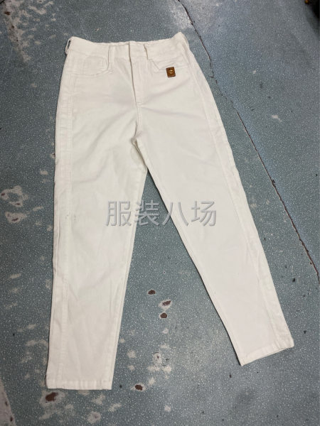 整件车位本厂专业裤子加工厂，货源充足，款式简单。诚招裤子车名-第1张图片