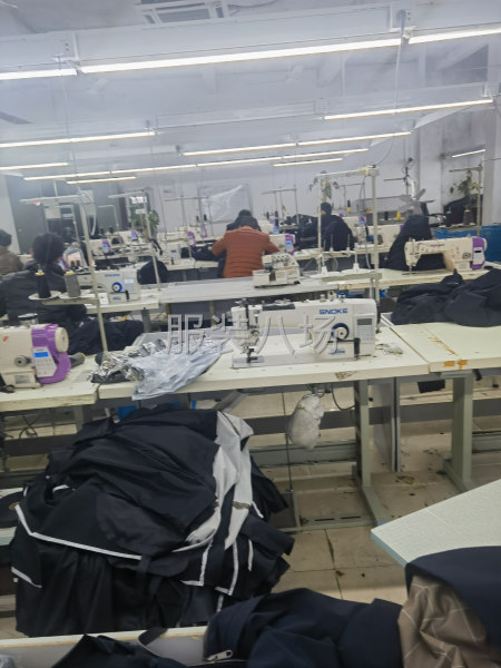 我们工厂男装，长期做夹克，羽绒服之类，7500—10000-第4张图片
