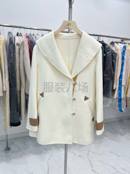 批发百分百羊毛大衣 20多个款特价清仓-第2张图片