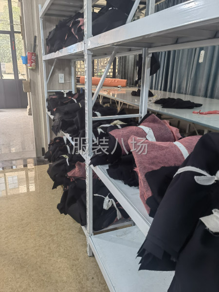 招聘整件车工8名 主做市场和环北货 也可现金结账-第1张图片