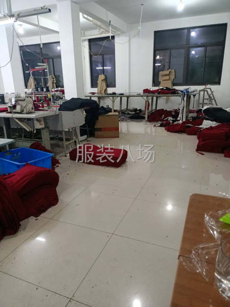 常年做女装！可以包裁包做！-第1张图片