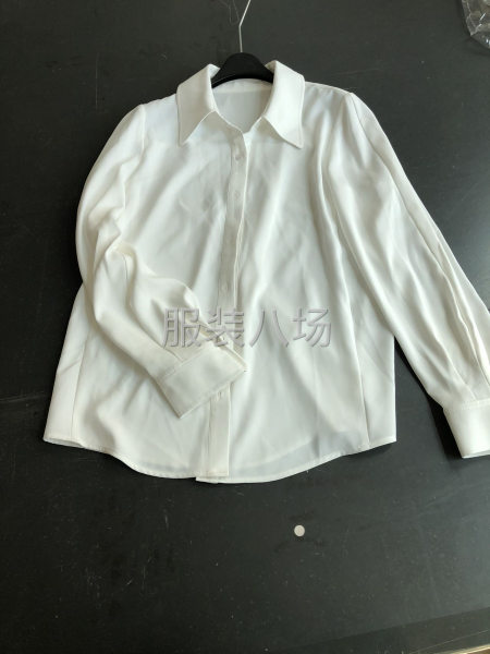 诚招整件车位多名-第1张图片