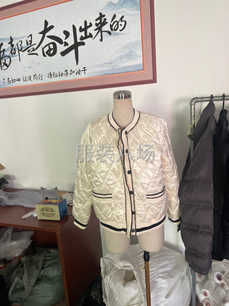 专业羽绒棉服、外套、夹克、小香风-第5张图片