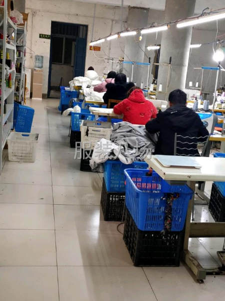 承接服装加工，裁剪，包装，等-第1张图片