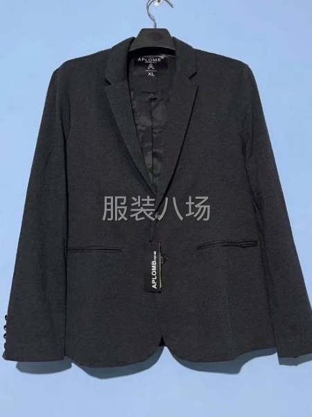 品牌小西装货好价不高-第2张图片