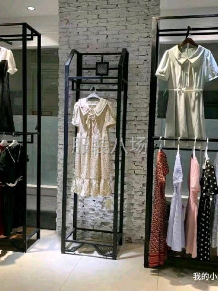 高價收購服裝尾貨庫存鞋襪布料-第4張圖片