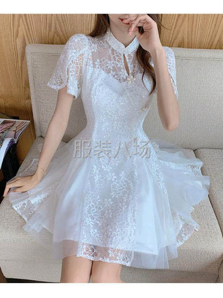 以小衣服连衣裙为主-第3张图片