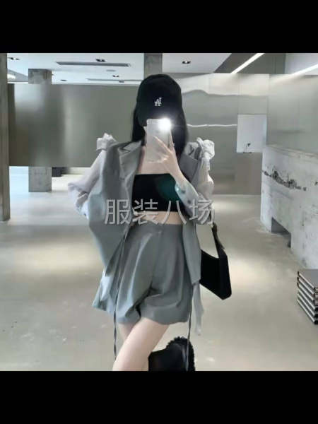 1100多件万佳档下架辣妹杂款，套装连衣裙7成左右-第3张图片