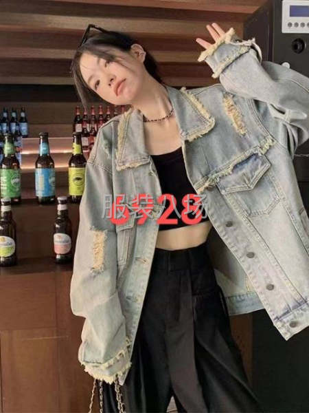 招牛仔整件车位-第1张图片