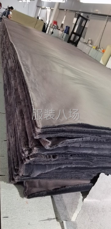 裁剪師傅  5年工作經(jīng)驗(yàn)以上， 適應(yīng)毛絨類(lèi)的！能吃苦耐勞-第1張圖片